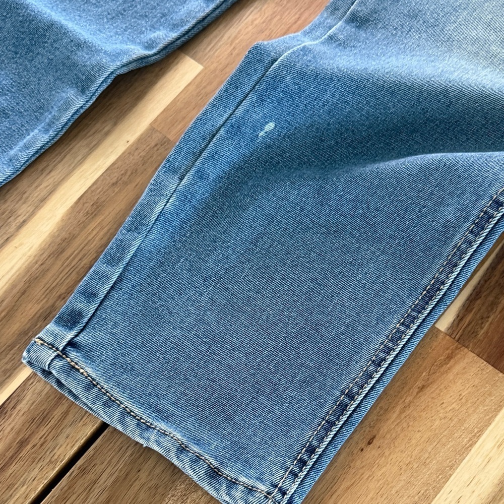 Jordache Sky Blue High Rise Curvy Mom Jeans - Size 12 - Picture 7 of 13